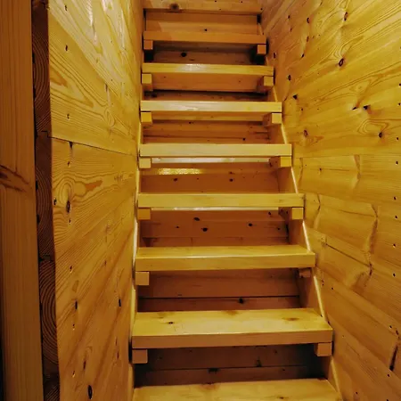 Kadosa Jurta Apartamento *